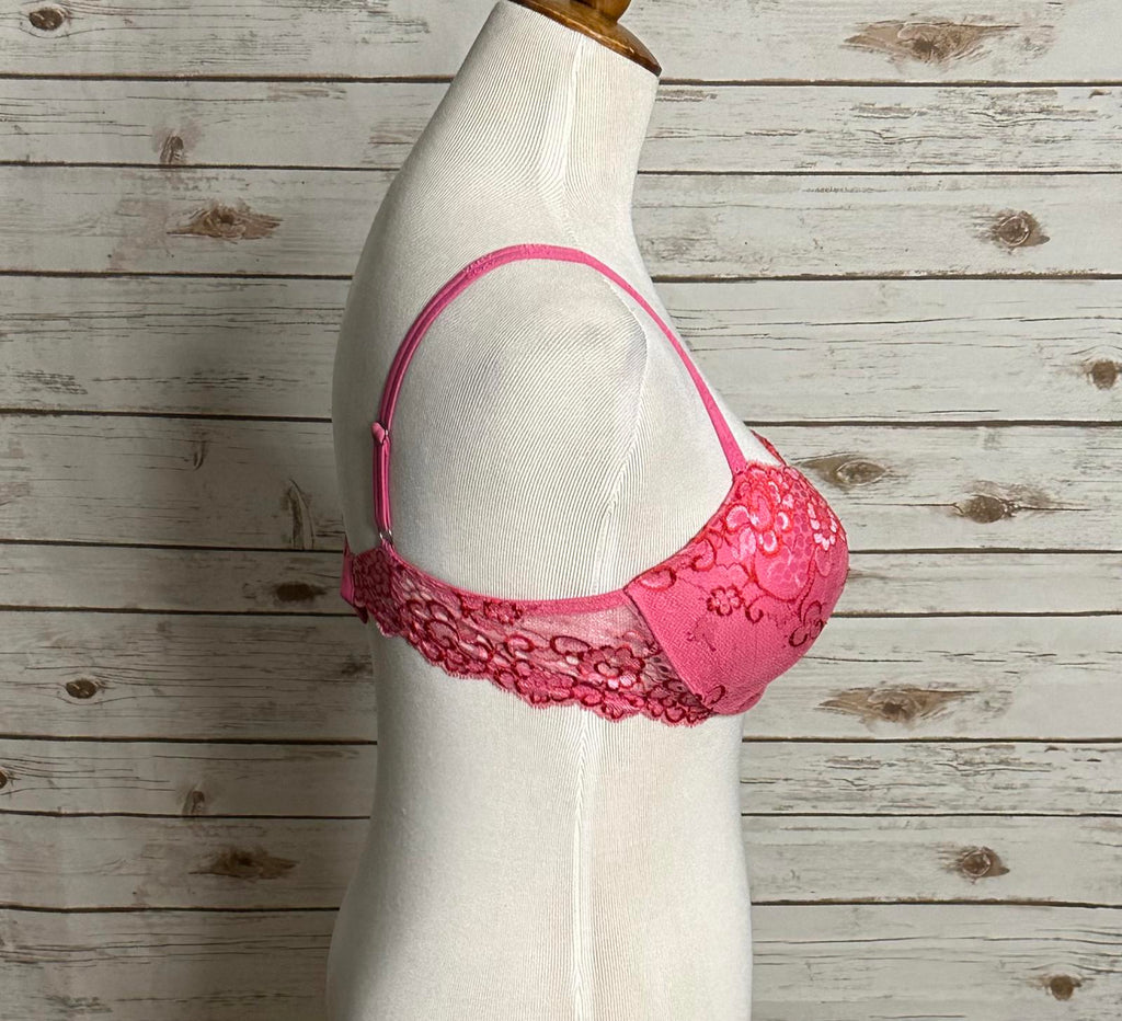 Victoria's Secret Very Sexy pink/red floral lace padded demi bra Size 36C