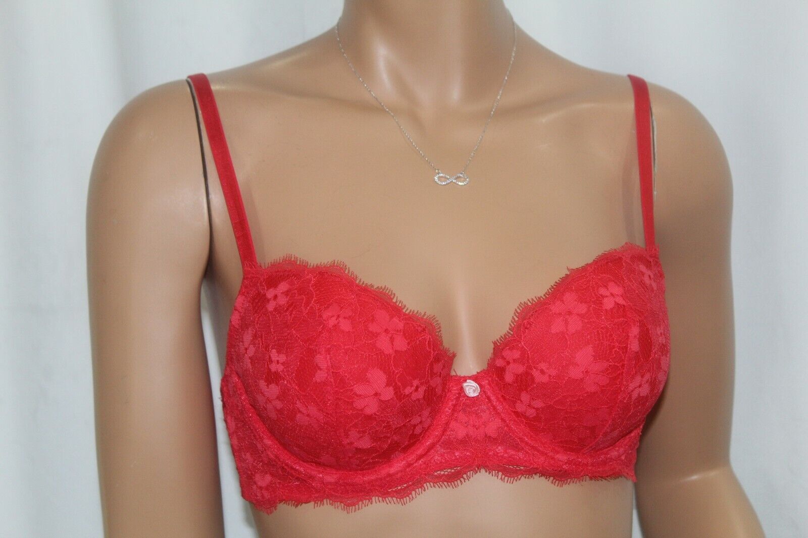 *NWT* VICTORIA SECRET Padded Lace Dream Angels Lined Demi Push Up Wire Bra  34C