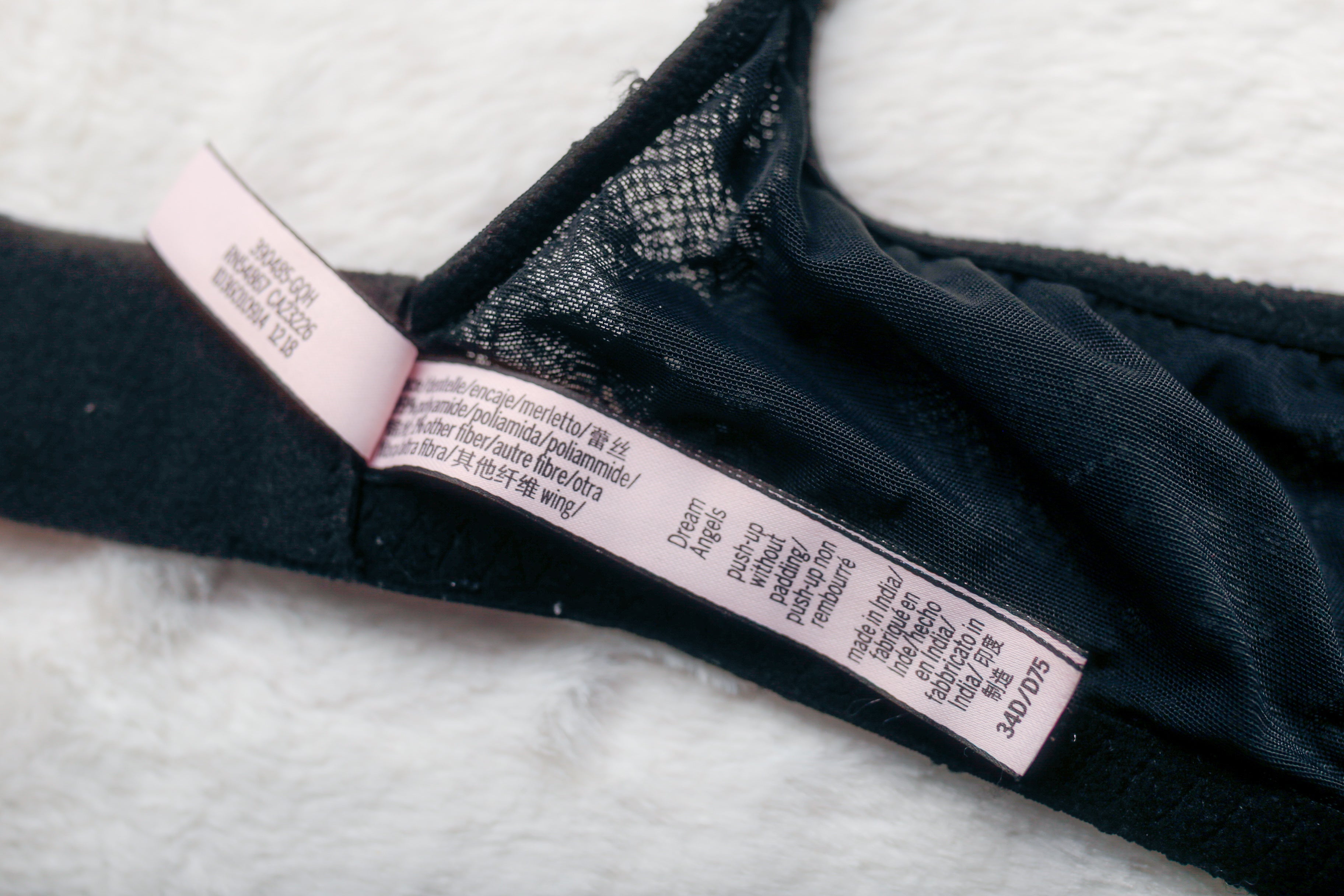 Victoria's Secret Dream Angels Witchy Unlined Push-up Lace Bra Black 34D